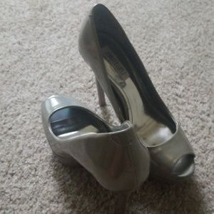 Jennifer Lopez heels